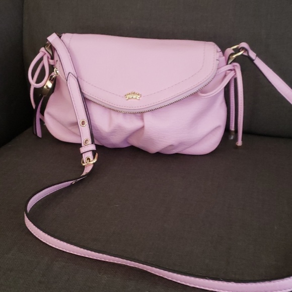 Juicy Couture Handbags - Like NEW Juicy Couture Lilac Pink Cross Body Bag